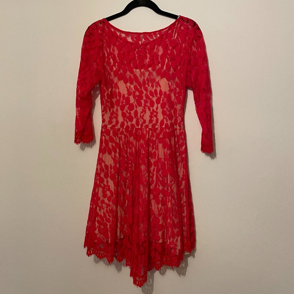 Free People Dress | size 6 red floral lace white lining 3/4 sleeves knee length